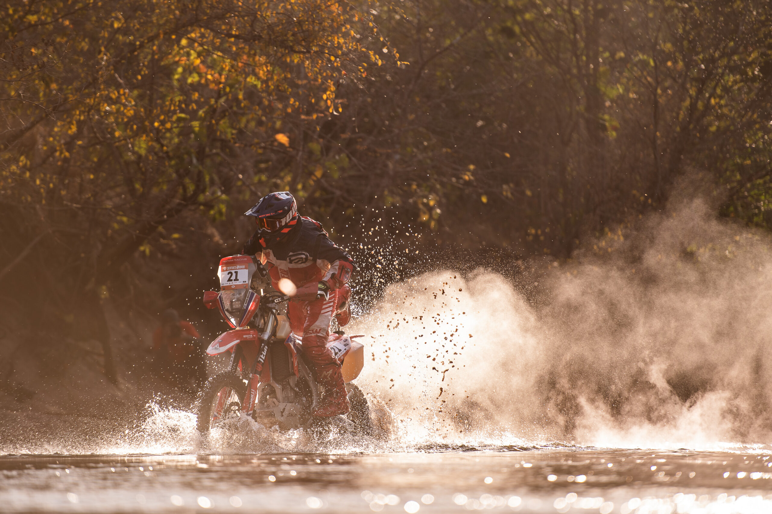 Equipe Honda Racing faz dobradinha entre as motos na 12ª etapa do